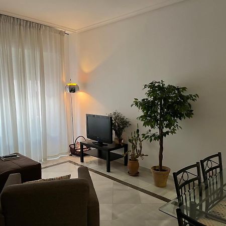 Very Nice Apartament. City Center. Private Parking إشبيلية المظهر الخارجي الصورة