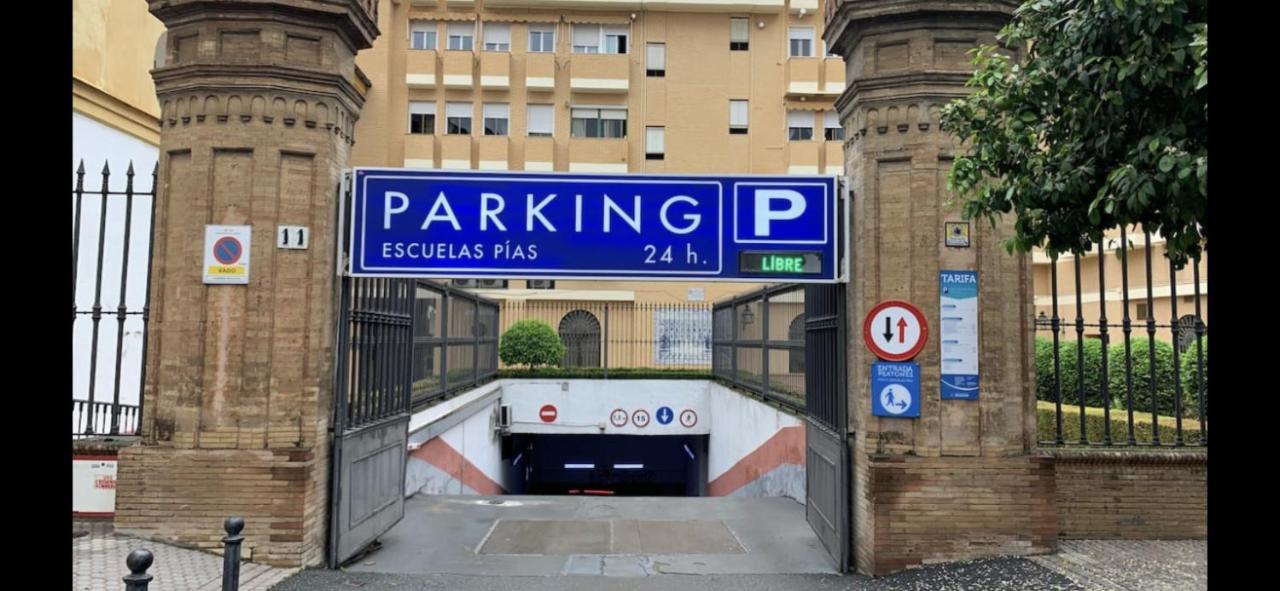 Very Nice Apartament. City Center. Private Parking إشبيلية المظهر الخارجي الصورة