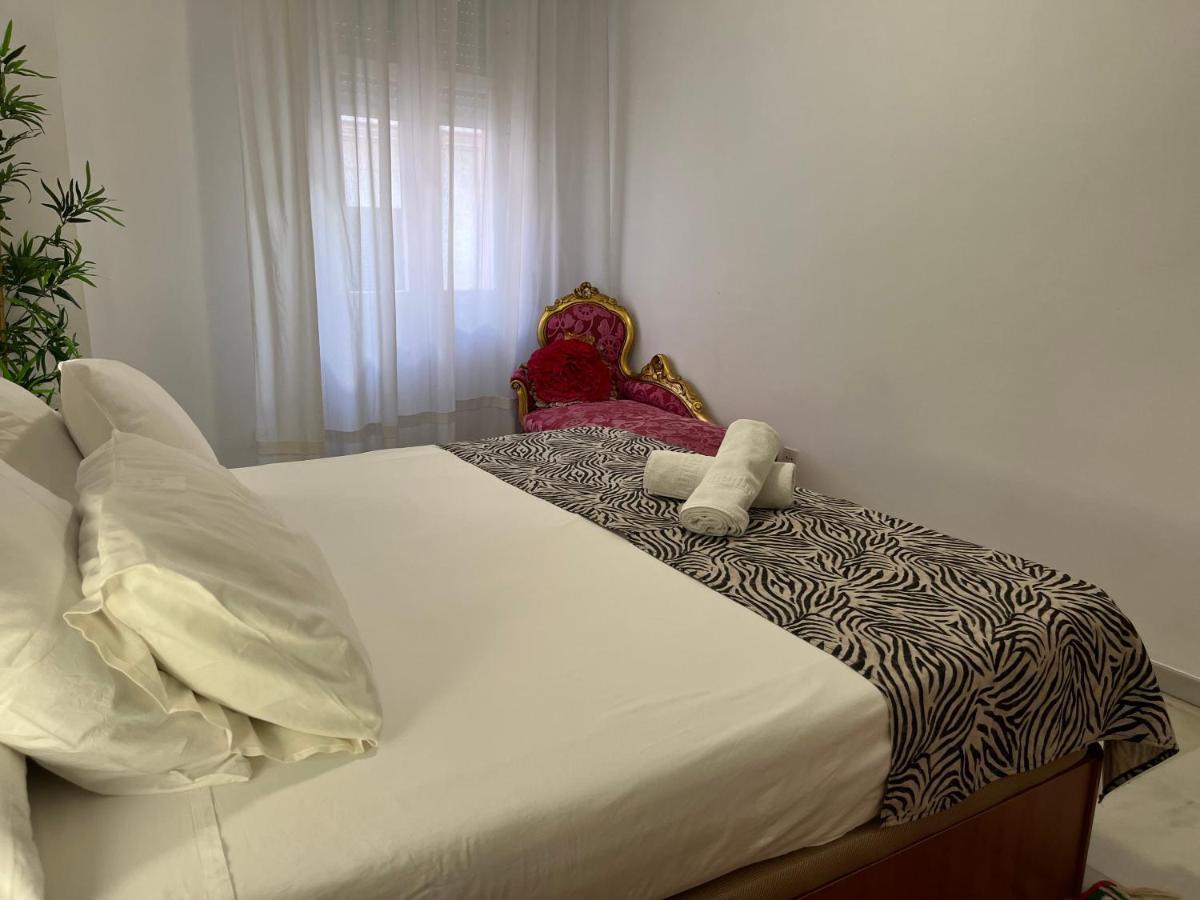 Very Nice Apartament. City Center. Private Parking إشبيلية المظهر الخارجي الصورة