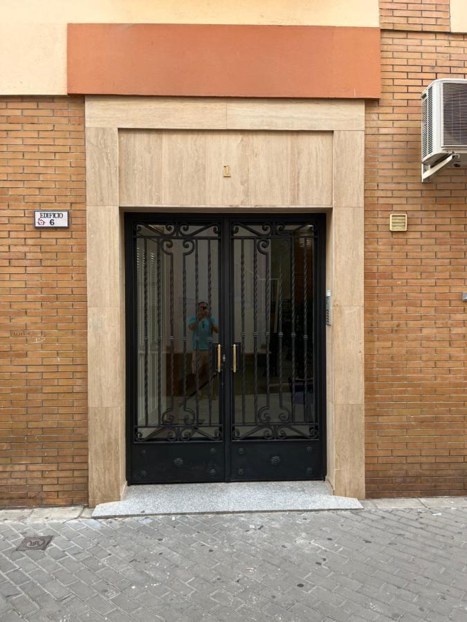 Very Nice Apartament. City Center. Private Parking إشبيلية المظهر الخارجي الصورة
